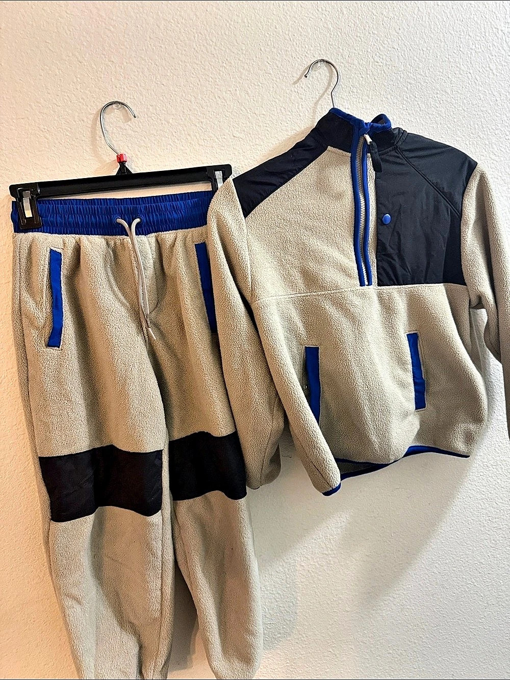 Color Block Fleece Matching Set